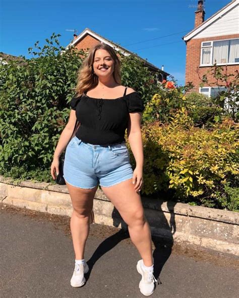 aliss bonython weight|Student gains 25kg to become plus size model